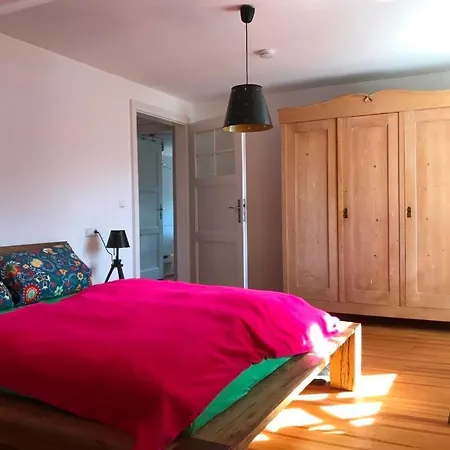 Dachgeschoss Wohnung Mit Traum Bergblick Garmisch-Partenkirchen Extérieur photo