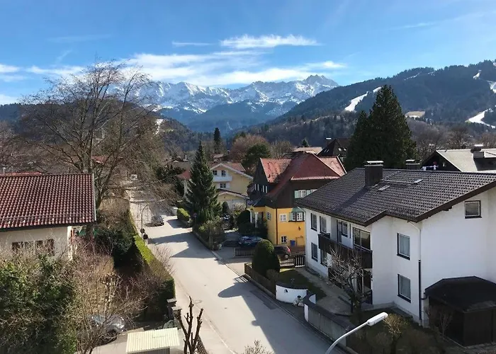 Dachgeschoss Wohnung Mit Traum Bergblick